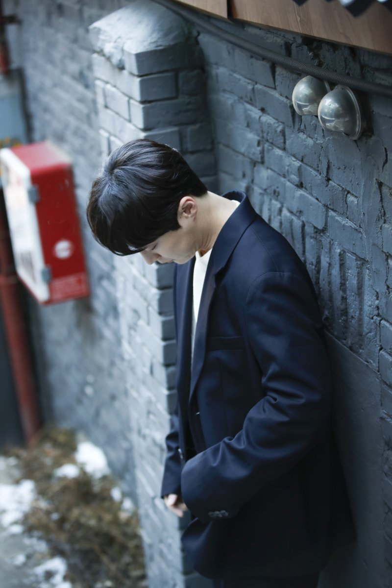 배우 배인혁이 서울 종로구 삼청동의 한 카페에서 열린 인터뷰에 앞서 포즈를 취하고 있다. /뉴스1 ⓒ News1 권현진 기자