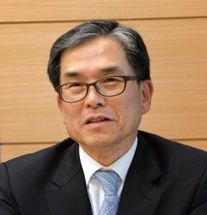 '각자도생' 韓 기업들, 트럼프 대응카드 던지는데..."패키지딜 전략 시급"