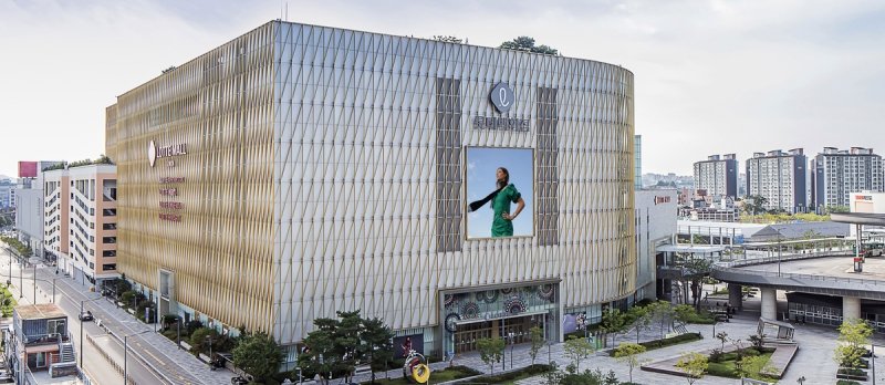 '역대급' 복합쇼핑몰이 온다…스타필드 수원 26일 그랜드오픈(종합) 롯데백화점 수원점 [롯데백화점 제공. 재판매 및 DB 금지]