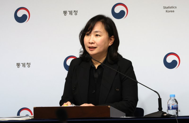  반도체 개선에도 경기 '안갯 속'…소비, 건설 추이에 판가름 난다