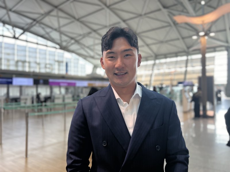 LG 트윈스 선수가 된 김민수.