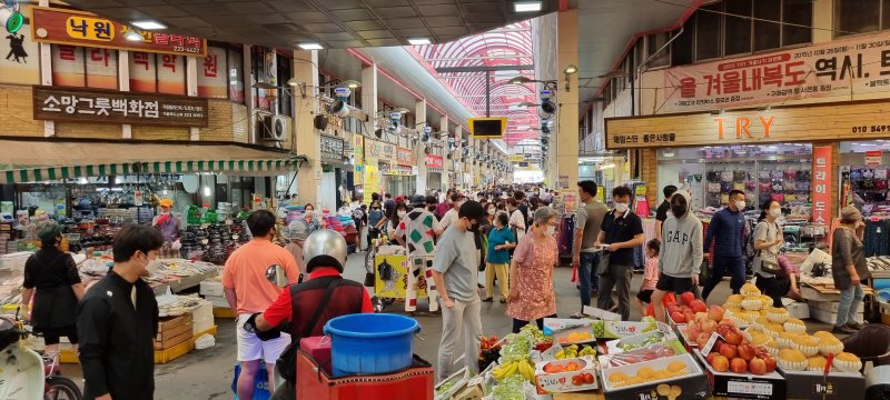 [청주=뉴시스] 충북 청주시 육거리종합시장. photo@newsis.com