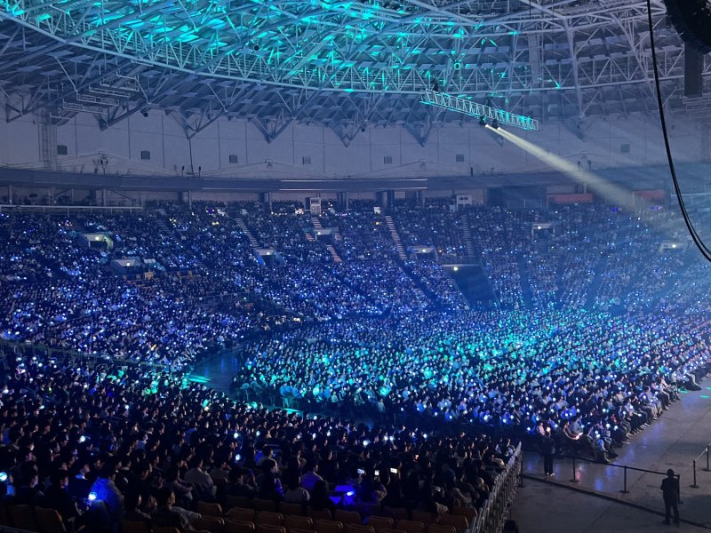 [서울=뉴시스] 윤하 데뷔 20주년 기념 콘서트 '스물' 현장. (사진 = C9엔터테인먼트 소셜 미디어 캡처) 2024.02.04. photo@newsis.com *재판매 및 DB 금지