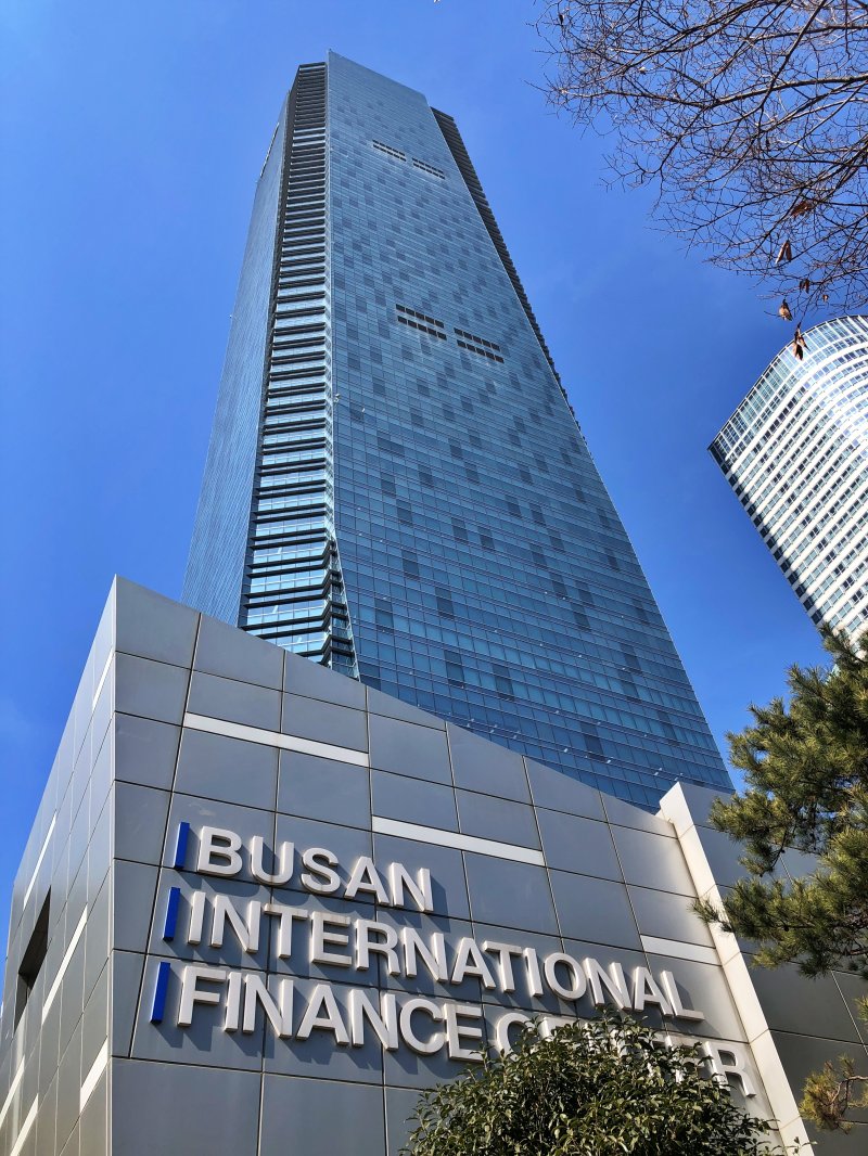 부산 남구 부산국제금융센터(BIFC).