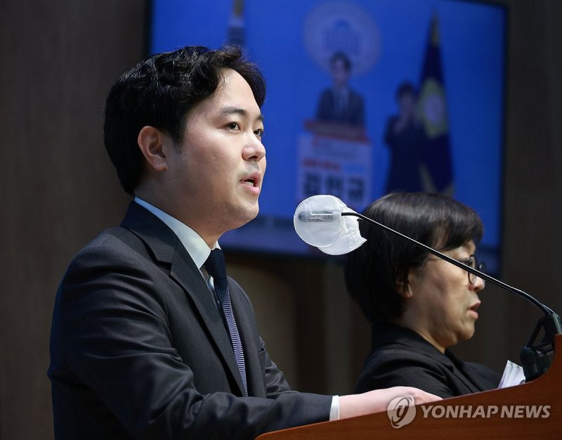 YS 손자·盧 사위·백범 김구 증손자까지...정치인 가족, 4월 총선에 대거 출사표