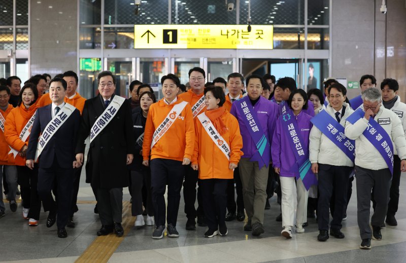 제3지대 빅텐트 정책 공약이 관건…서로 다른 지지자 입맛 맞출까