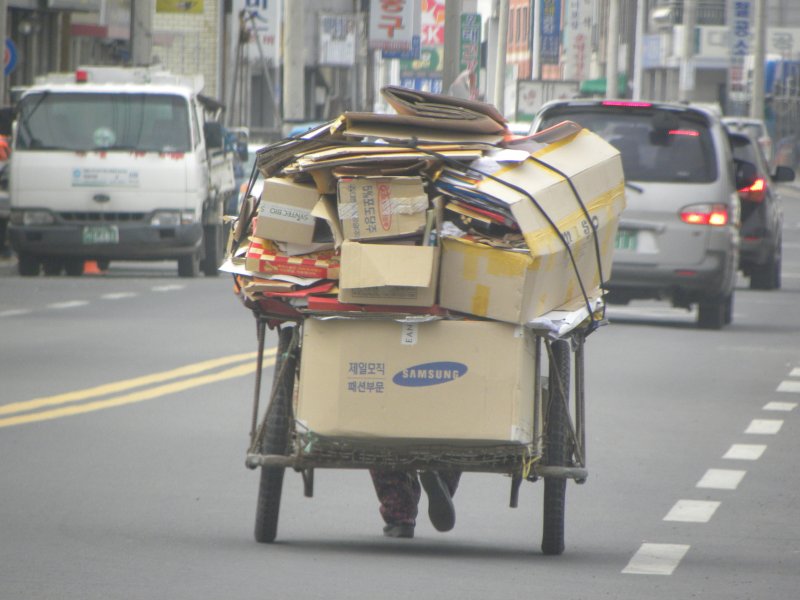 울산 동구, 폐지 수집 노인의 건강·생활 상태 직접 챙긴다