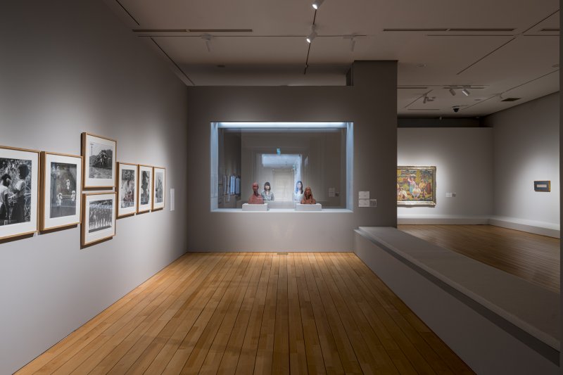 [창원=뉴시스]오는 25일까지 열리는 경남도립미술관 '보통 사람들의 찬란한 역사' 전시.(사진=경남도립미술관 제공) 2024.02.21. photo@newsis.com