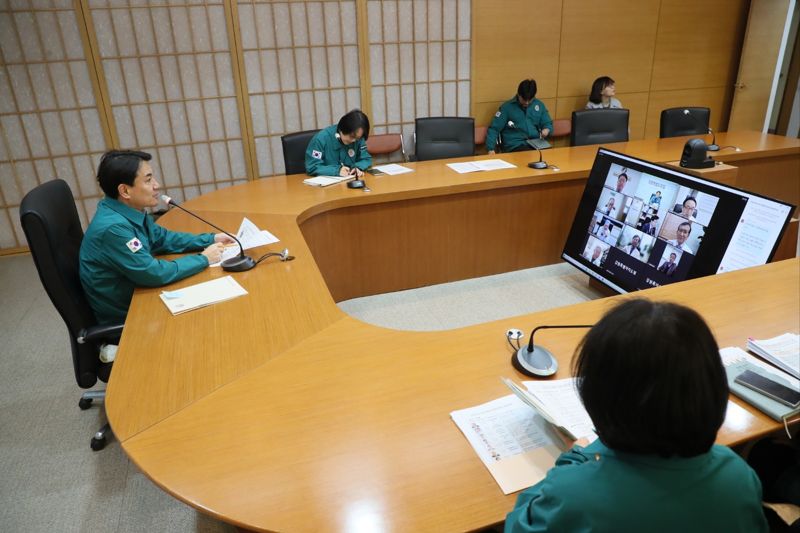 김진태 지사, 강원대병원 방문 비상진료체계 점검