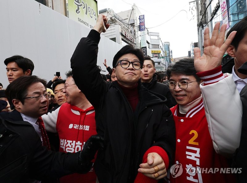한동훈, 박민식 경선 포기에 "본인이 고심 끝에 결단한 것"[2024 총선]