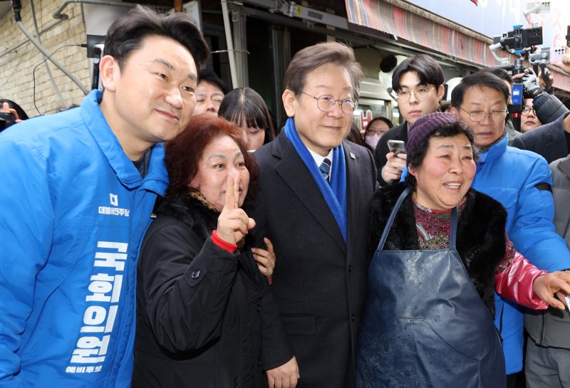 이재명, 내일 국힘 입당 김영주 지역구 영등포서 선거 유세 지원[2024 총선]