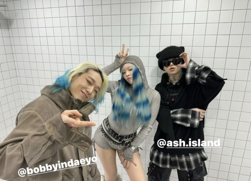 [서울=뉴시스] 왼쪽부터 바비, 챤미나, 애쉬 아일랜드. (사진 = 인사트그램 캡처) 2024.03.06. photo@newsis.com *재판매 및 DB 금지