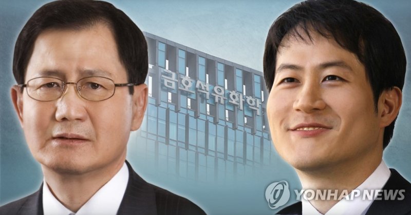 박찬구 금호석유화학 회장(왼쪽), 박철완 금호석유화학 전 상무. 연합뉴스