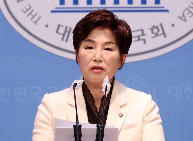 민주 탈당 전혜숙, 이재명에 "대장동 변호사들 공천 취소하라"[2024 총선]