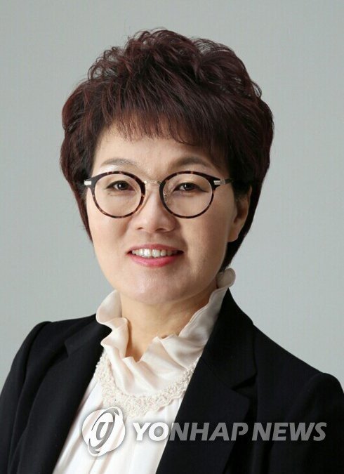 청와대 균형인사비서관에 권향엽 민주당 국장. 연합뉴스