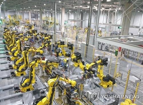 현대차 조립하는 로봇 [연합뉴스 자료사진]