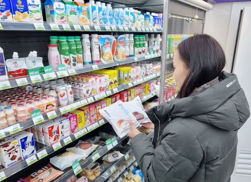 편의점 CU가 몽골에 수출한 '연세우유 크림빵' 시리즈 2종(우유 생크림빵·초코 생크림빵)이 출시 3일 만에 누적 1500여개가 판매되는 등 좋은 반응을 얻고 있다. BGF리테일 제공