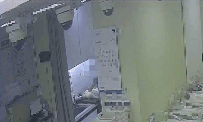 "신생아 살짝 '쿵' 했다"는 간호사, CCTV 보니... 경악