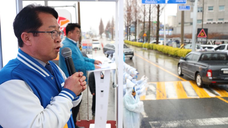 문금주 더불어민주당 후보가 유세하고 있다. ⓒ News1