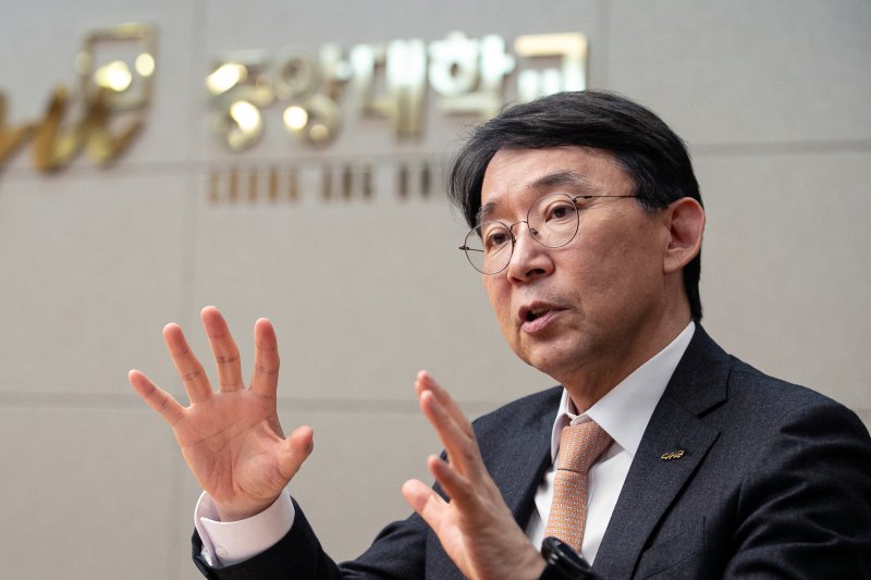 박상규 한국대학교육협의회장(중앙대 총장)이 28일 서울 동작구 중앙대학교에서 뉴스1과 인터뷰하고 있다. 2024.3.28/뉴스1 ⓒ News1 이승배 기자