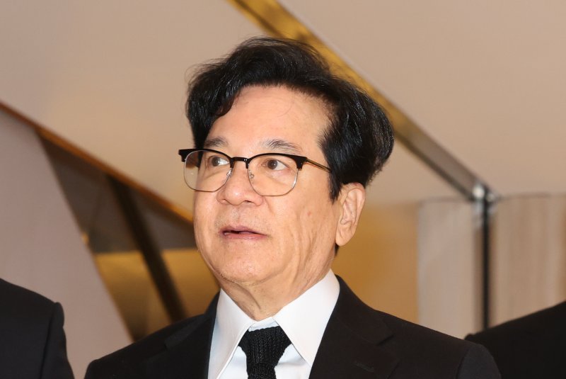 이재현 CJ그룹 회장이 1일 오전 서울 서대문구 신촌세브란스병원 장례식장에 마련된 고(故) 조석래 효성그룹 명예회장 빈소로 향하고 있다. 2024.4.1/뉴스1 ⓒ News1 박지혜 기자