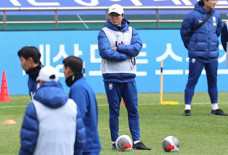 황선홍 대한민국 축구대표팀 임시 감독/뉴스1 ⓒ News1 김도우 기자