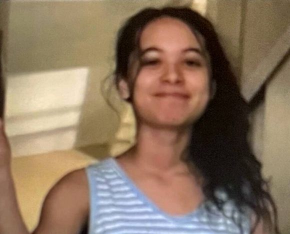 2022년 9월 27일 당시 15세 였던 사반나 그라시아노(사진)는 어머니와 이혼한 아버지에게 납치당했다가 풀려나는 과정에서 경찰의 총에 맞아 사망했다.