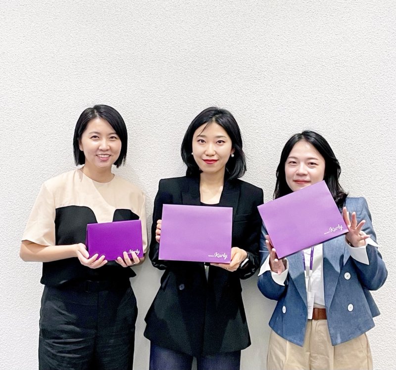 (왼쪽부터) 이기쁨 뷰티2팀장, 박미진 뷰티3팀장, 김새아 뷰티1팀장(컬리 제공).