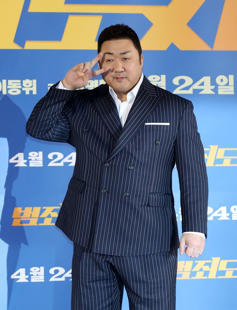 '유부남' 마동석, '범죄도시4' 개봉하고 "5월에 결혼식"
