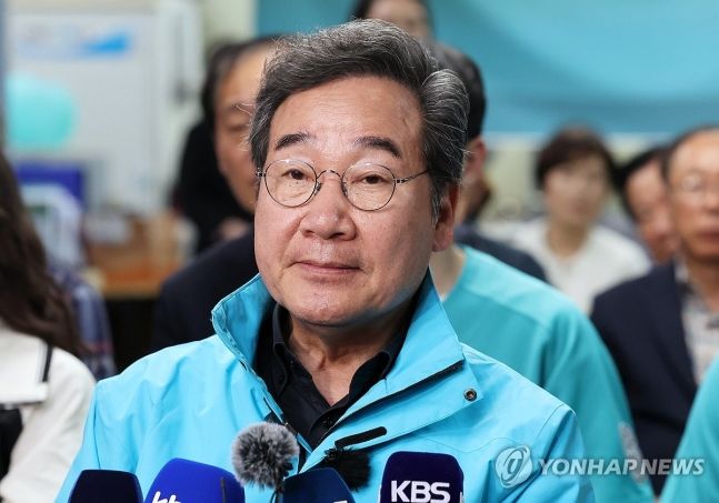 '패배 인정' 이낙연 "대한민국, 선거 이후 더 심각한 위기 올 것"