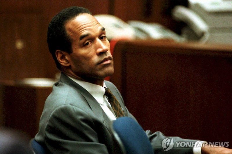 1994년 12월 로스앤젤레스 법원에서 재판받는 O.J. 심슨. 사진=AFP연합뉴스