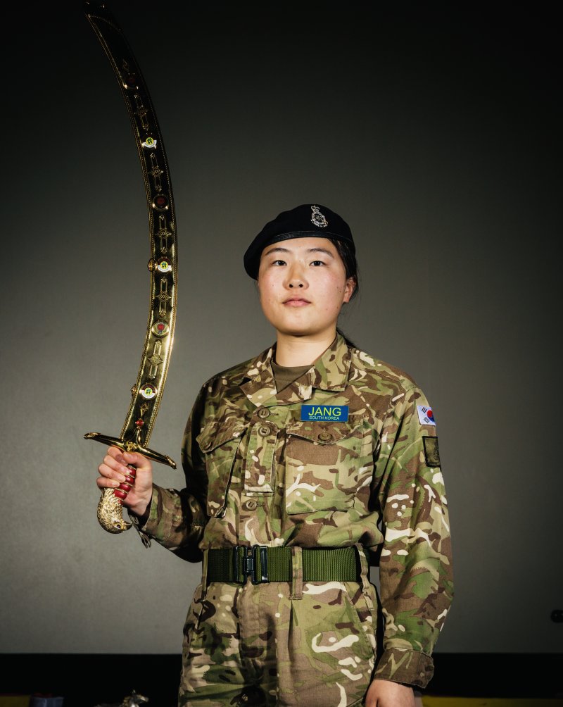 육군은 육군사관학교 81기(4학년)인 장서해 생도가 12일 영국 샌드허스트 왕립 육사 정규과정을 졸업한다고 밝혔다. 장 생도는 영국 왕립 육사를 졸업한 세 번째 한국인이자, 여성으로선 처음이다. 사진=육군 제공