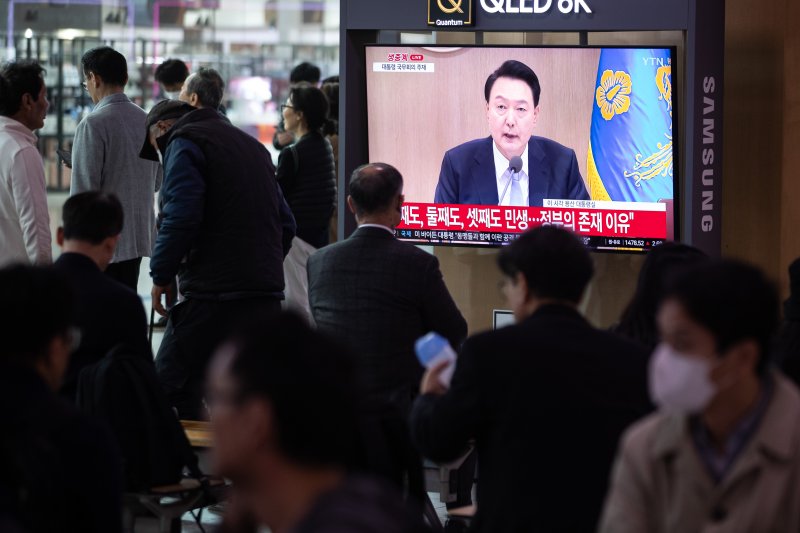 민주, 尹 '총선 메시지'에 "반성은커녕 불통 정치 일관 선언"