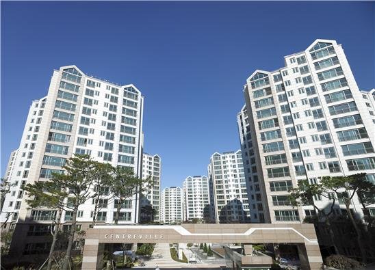 실시계획 인가 15년 만에 준공돼 입주민들이 재산권 행사를 할 수 있게 된 인천 계양구 귤현구역 도시개발사업내 공동주택 인천시 제공