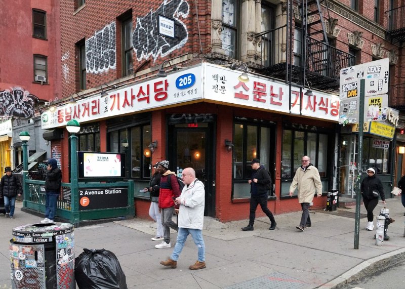 "한국인 줄 알았네"...뉴욕 한복판에 등장한 식당 화제