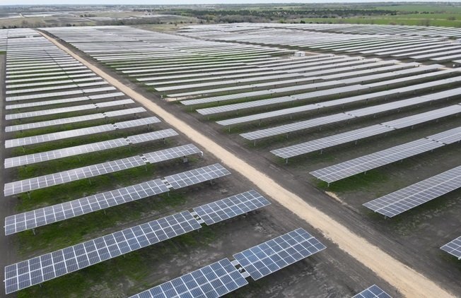 한화큐셀이 건설한 미국 텍사스주 168메가와트(MW) 규모 태양광 발전소. 한화큐셀 제공