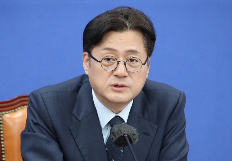 판문점 선언 6주년…홍익표 "강경 일변도 대북정책 기조 전환해야