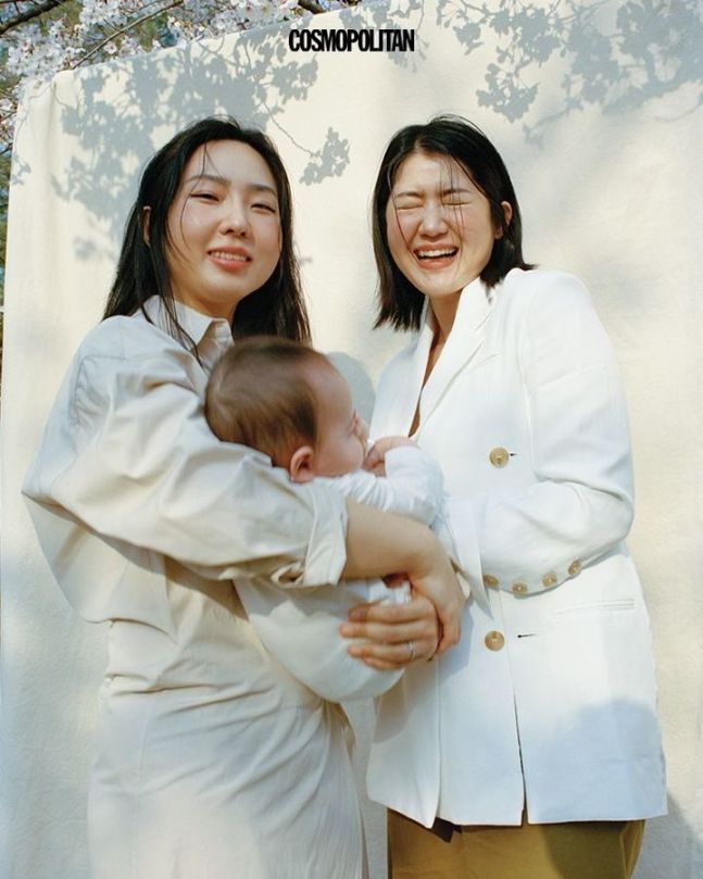 (왼쪽부터) 김세연씨, 김규진씨 부부 사진=코스모폴리탄 홈페이지