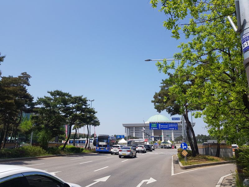 지난 3일 오후 서울 서여의도 국회대로 일대. 사진=연지안기자