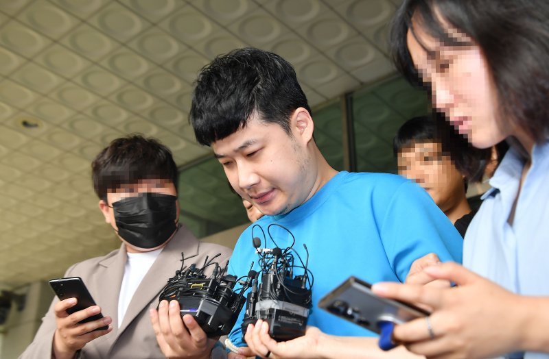 서울 관악구 신림동에서 일면식도 없는 행인[이주의 재판 일정]