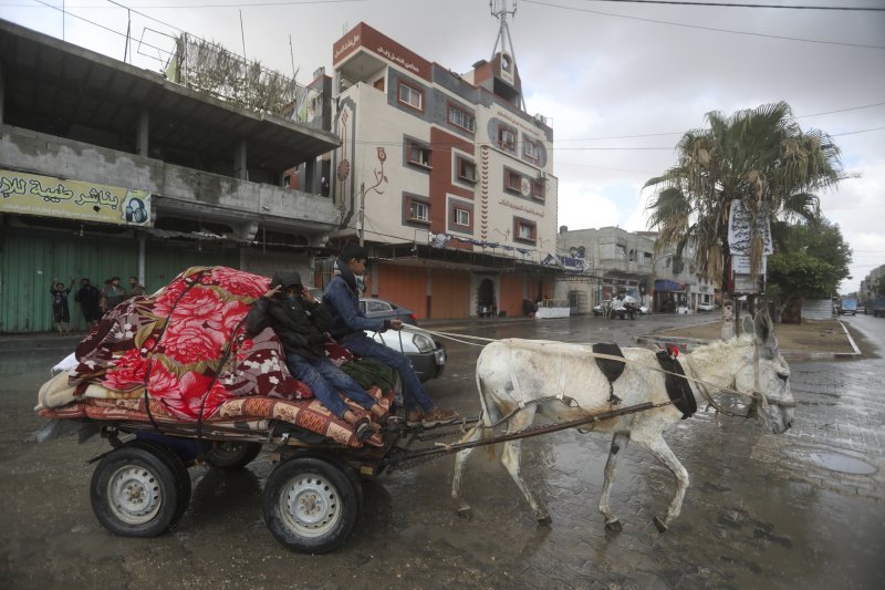 [AP/뉴시스] 라파 팔레스타인 피난민