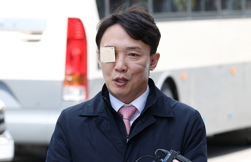 '비위 의혹' 이정섭 검사 탄핵심판 본격화...처남댁 증인 신청 두고 공방