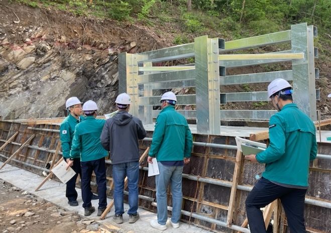 임상섭 산림청차장, 청주 사방댐 사업지 현장점검