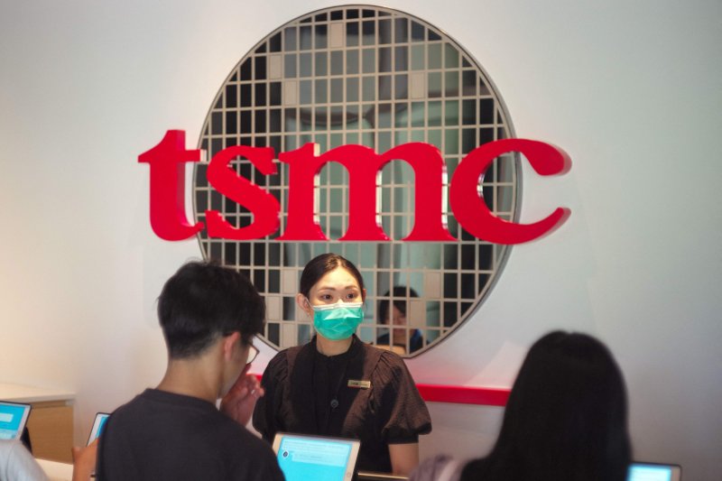 TSMC 시총 1조 달러 찍었다, 웨이퍼 가격 올려 시장 지배력 더 강화