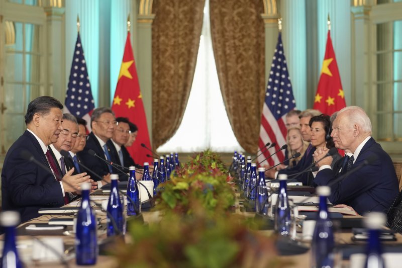 조 바이든(오른쪽) 미국 대통령과 시진핑 중국 국가주석이 지난해 11월 미국 캘리포니아주 샌프란시스코 인근 우드사이드의 파이롤리 에스테이트에서 정상회담을 하는 모습. 사진=뉴시스