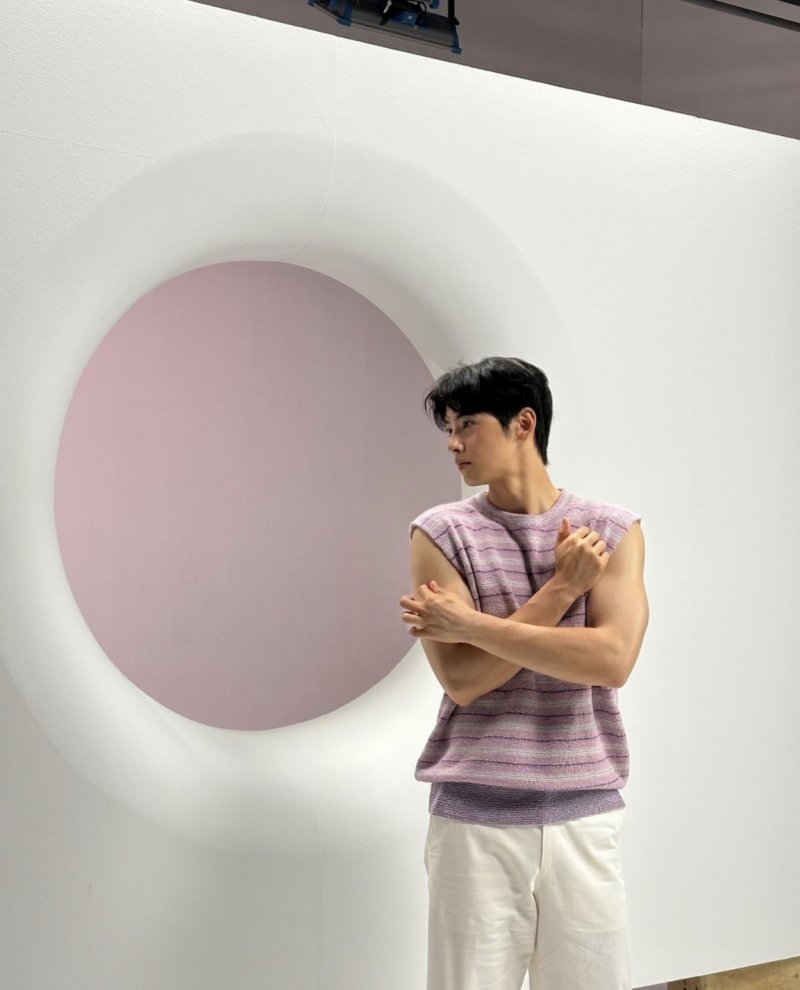 [서울=뉴시스] 차은우. (사진=차은우 인스타그램 캡처) 2024.05.18. photo@newsis.com *재판매 및 DB 금지