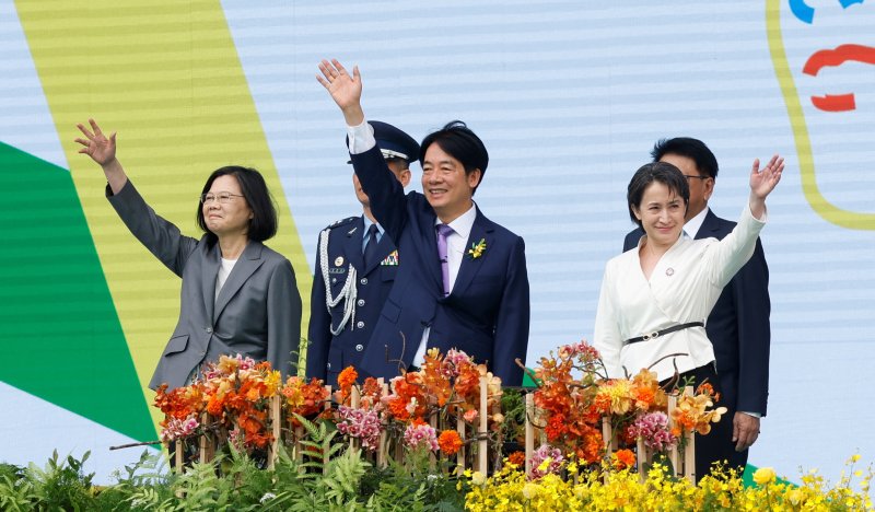 신임 대만 총통, 중국과 현상유지 속에 군사 위협 중단 촉구