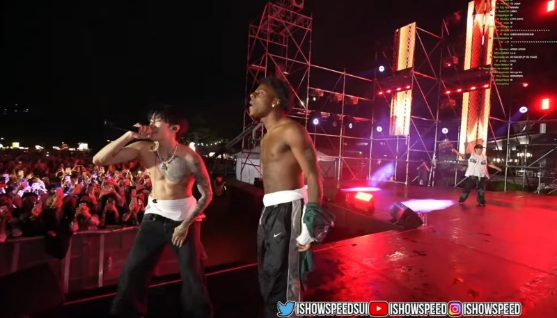 [서울=뉴시스] 성균관대 축제에 특별 게스트로 무대에 오른 아이쇼스피드 (사진=아이쇼스피드 유튜브 영상 캡처) 2024.5.20. photo@newsis.com *재판매 및 DB 금지 *재판매 및 DB 금지