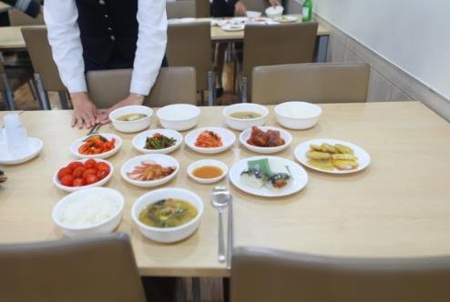 서울시는 '플라스틱 프리 서울'을 목표로 올해도 일회용품 줄이기에 적극적으로 나선다. 일회용품 없는 장례식장을 운영 중인 서울의료원. 서울시 제공