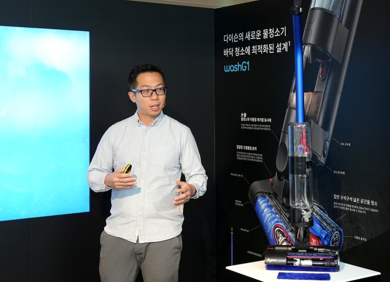 다이슨 워시(Wash)G1 물청소기 소개 [다이슨 제공. 재판매 및 DB 금지]